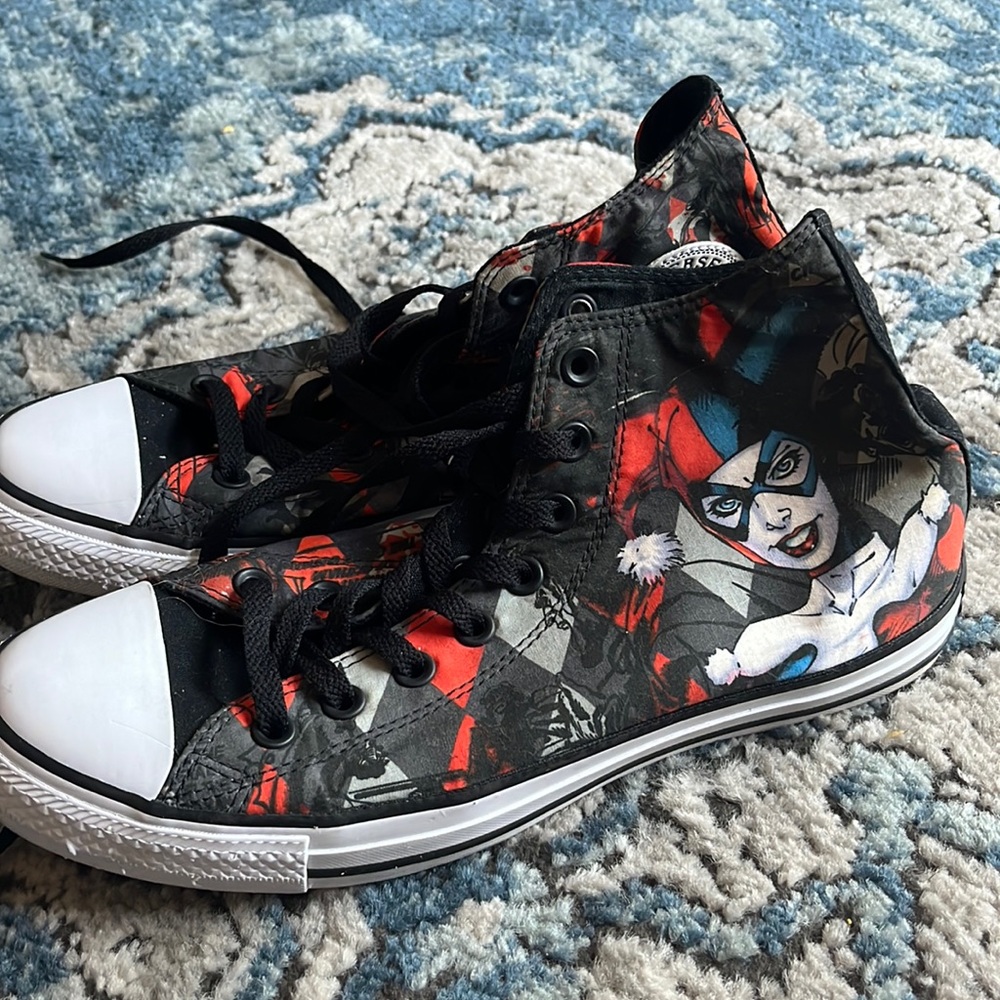 Harley Quinn limited edition Converse